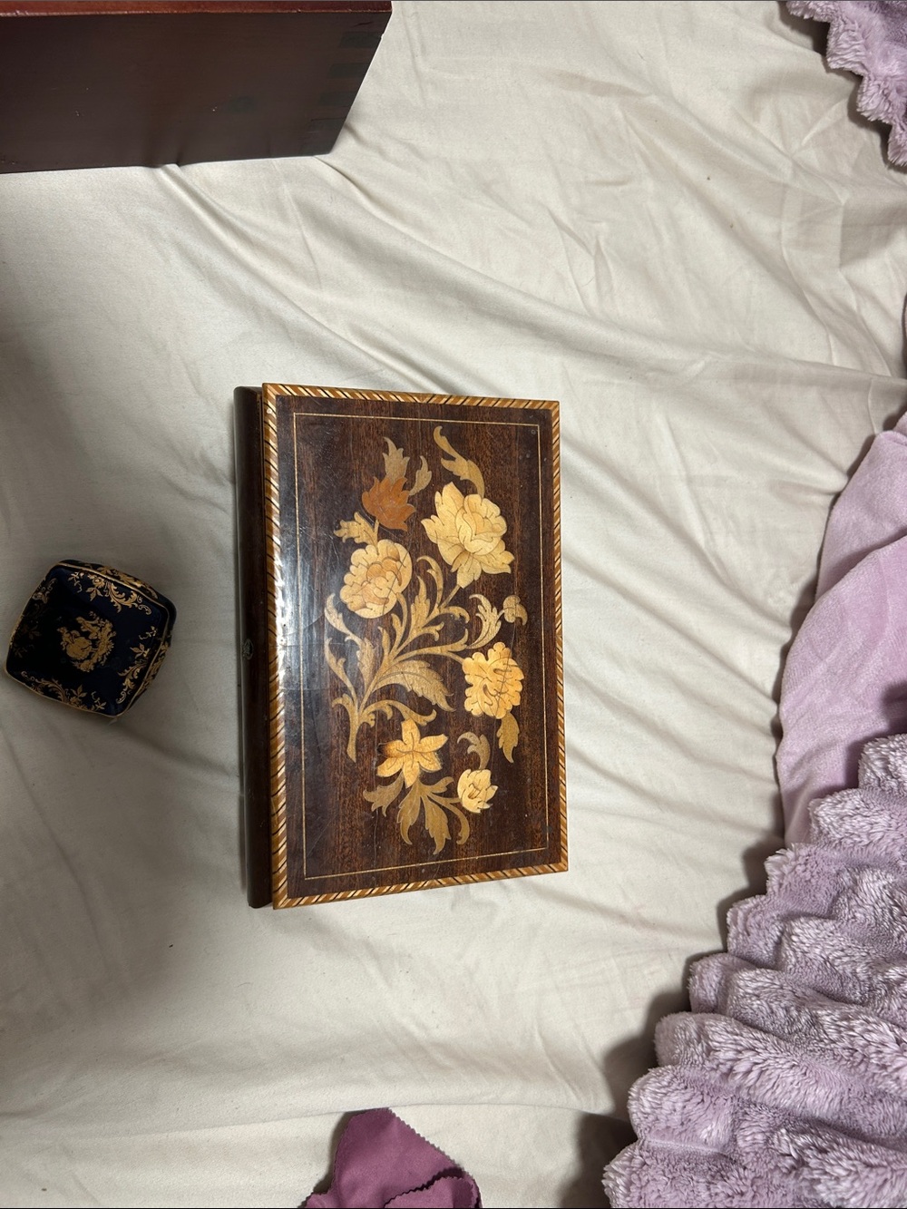 Handcrafted Floral Inlaid Wooden Jewelry Box - Gold and Brown